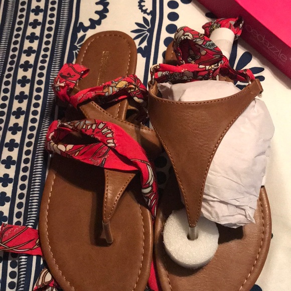 Sandals - Picture 2 of 3